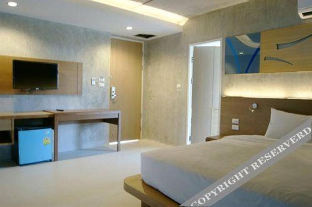 B2 Sea View Pattaya Boutique & Budget Hotel На Джомтьен Экстерьер фото