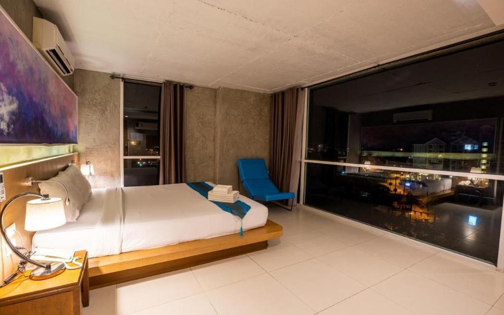B2 Sea View Pattaya Boutique & Budget Hotel На Джомтьен Экстерьер фото