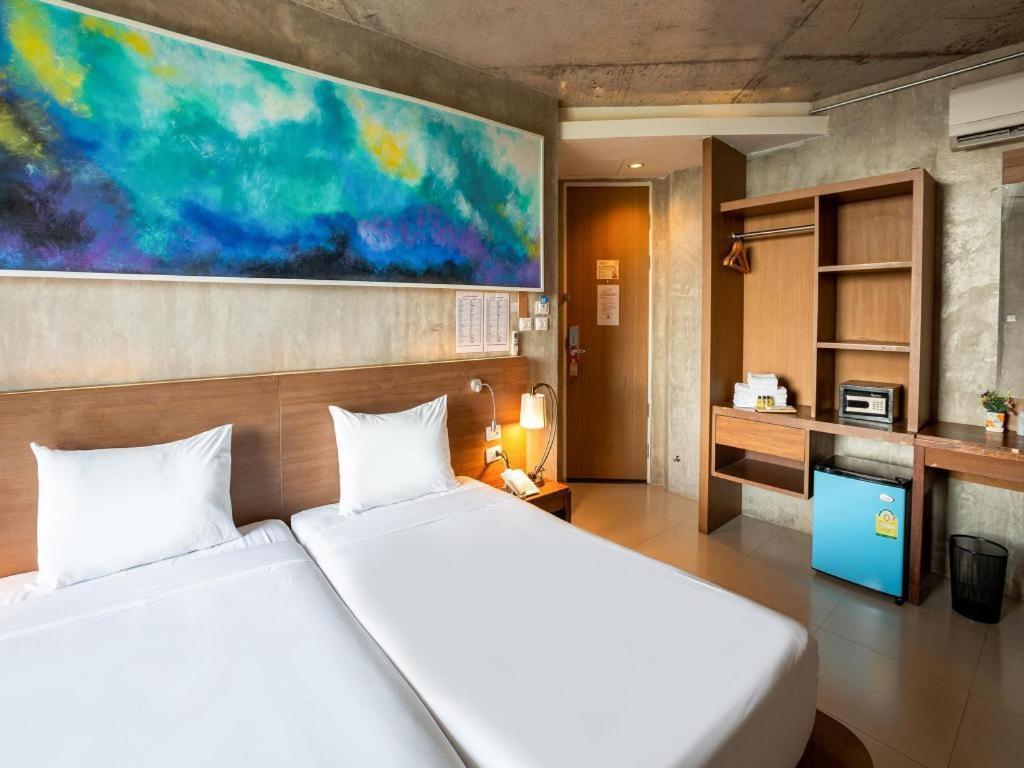 B2 Sea View Pattaya Boutique & Budget Hotel На Джомтьен Экстерьер фото