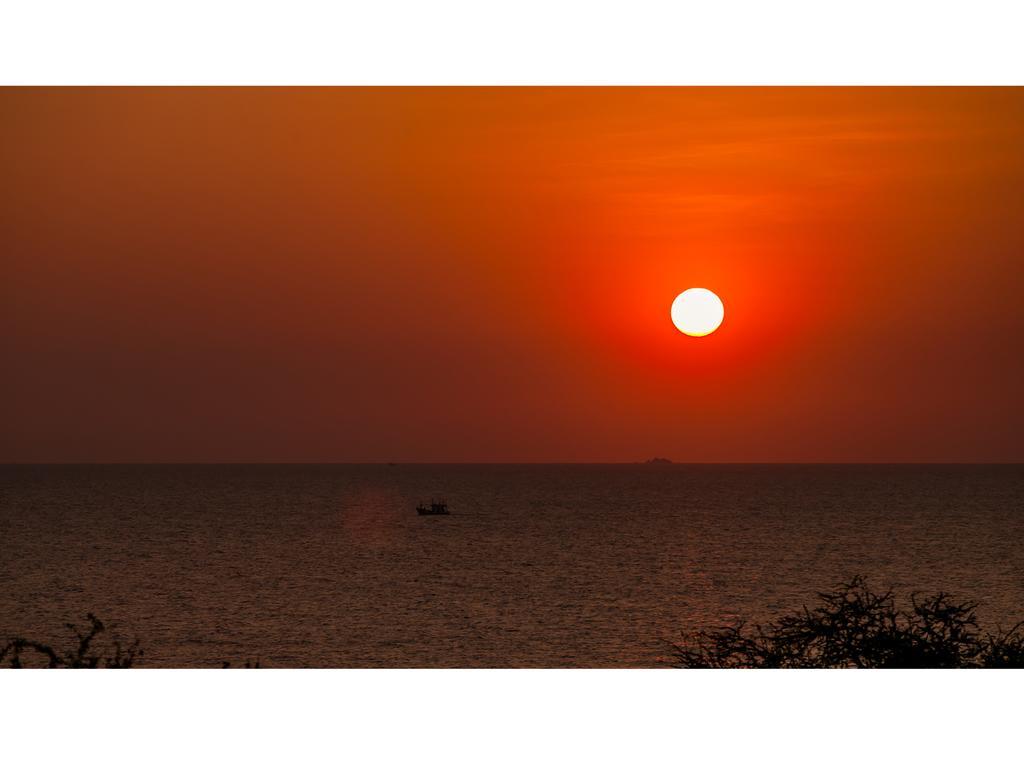 B2 Sea View Pattaya Boutique & Budget Hotel На Джомтьен Экстерьер фото