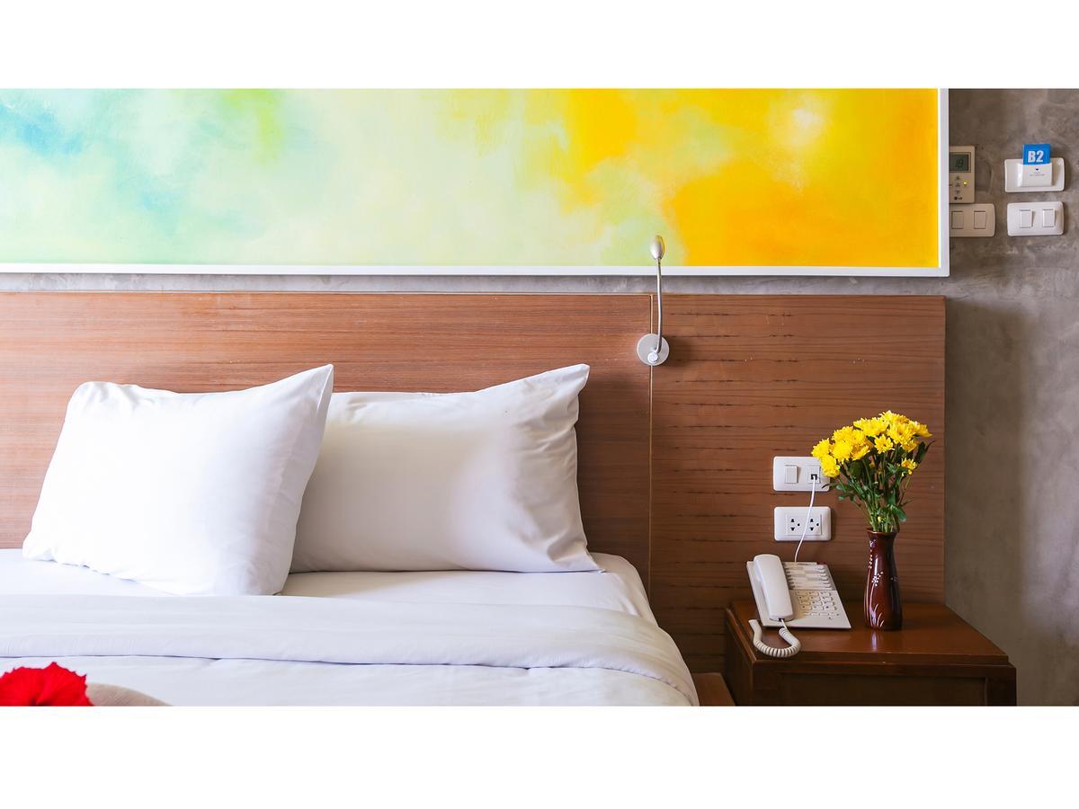 B2 Sea View Pattaya Boutique & Budget Hotel На Джомтьен Экстерьер фото